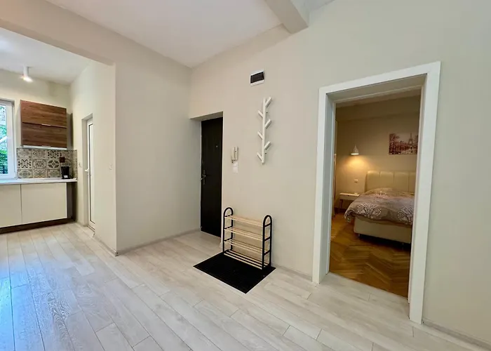 Center - Visionz 公寓